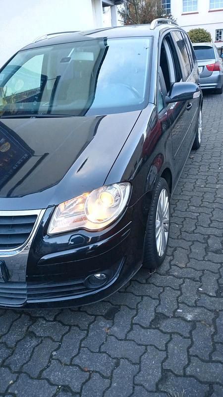 Gebraucht VW Touran 140 PS (102 kW) 2007 Van / Kleinbus