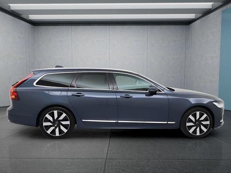 Gebraucht Volvo V90 398 PS (292 kW) 2025 Blau Kombi