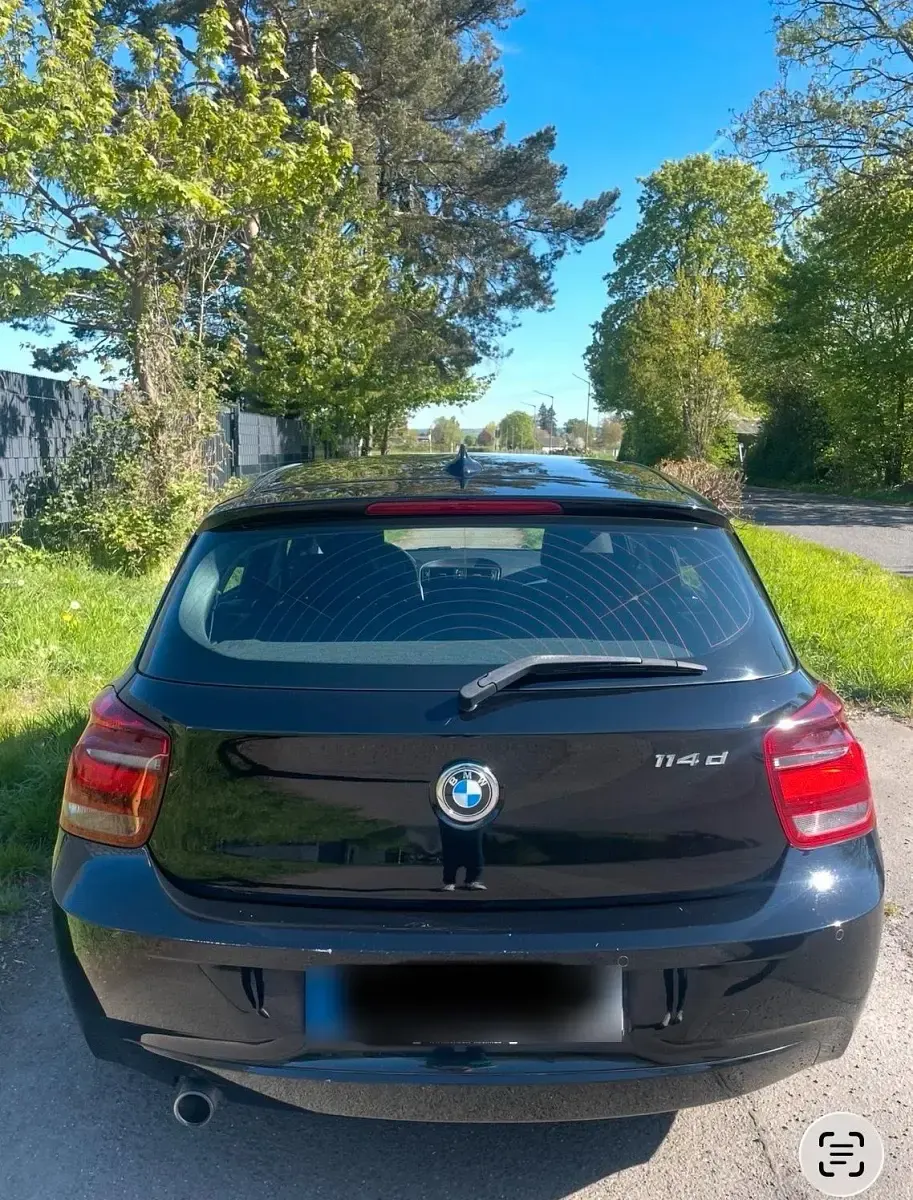 Gebraucht BMW 114 95 PS (69 kW) 2013 Schwarz Kleinwagen