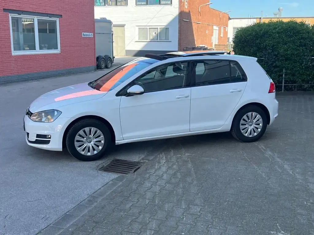Second-hand VW Golf VII Trendline 105 CP (77 kW) 2013 Alb Berlinǎ