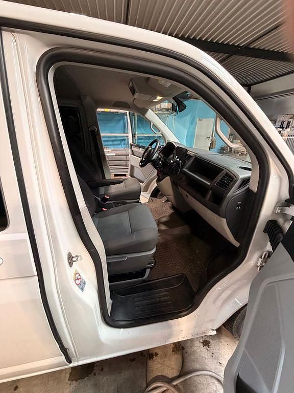 Gebraucht VW Transporter 200 PS (147 kW) 2019 Weiß Van