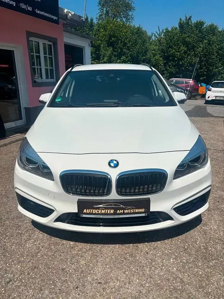 Gebraucht BMW 218 136 PS (100 kW) 2015 Alpinweiss iii Van / Kleinbus