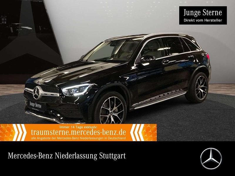 Schwarz Gebraucht 2020 Mercedes GLC300e AMG SUV | 39.990 € (Teuer) - Bild 1/3
