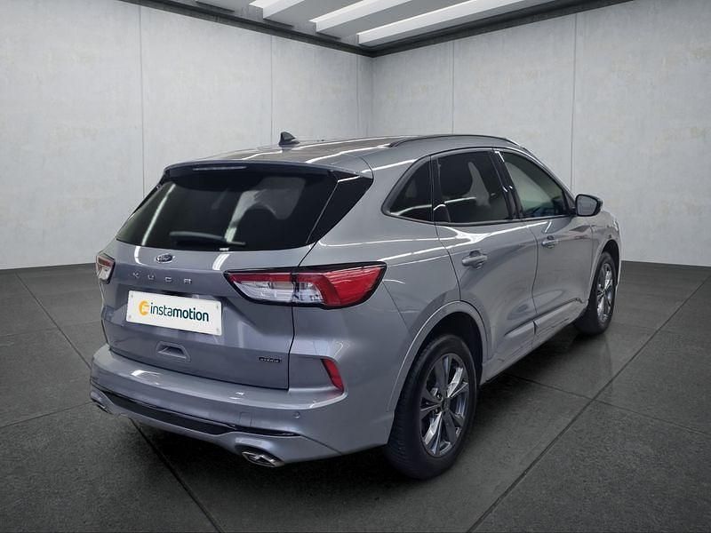 Gebraucht Ford Kuga 243 PS (178 kW) 2024 Silber SUV