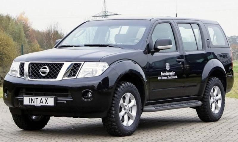 Schwarz Gebraucht 2011 Nissan Pathfinder XE SUV | 11.990 € (Fairer Preis) - Bild 1/4