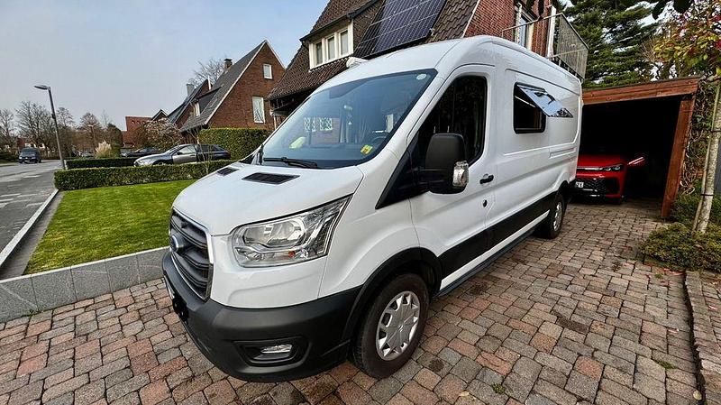Second-hand Ford Transit 131 CP (96 kW) 2019 Alb Monovolum