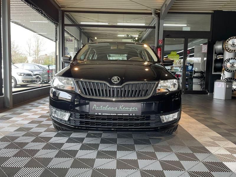 Gebraucht Skoda Rapid Cool Edition 90 PS (66 kW) 2015 Schwarz Kleinwagen