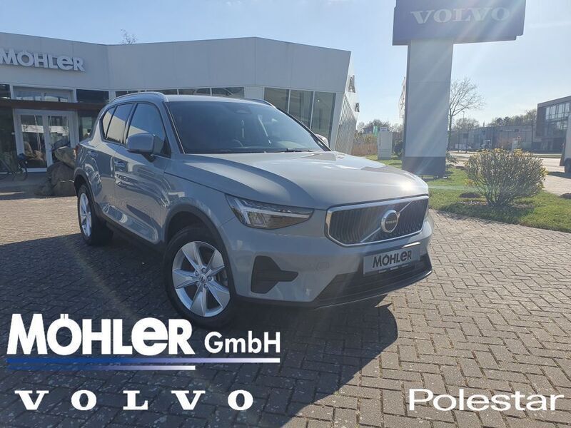 Vapour grey Gebraucht 2023 Volvo XC40 Core SUV | 37.950 € (Fairer Preis) - Bild 1/4