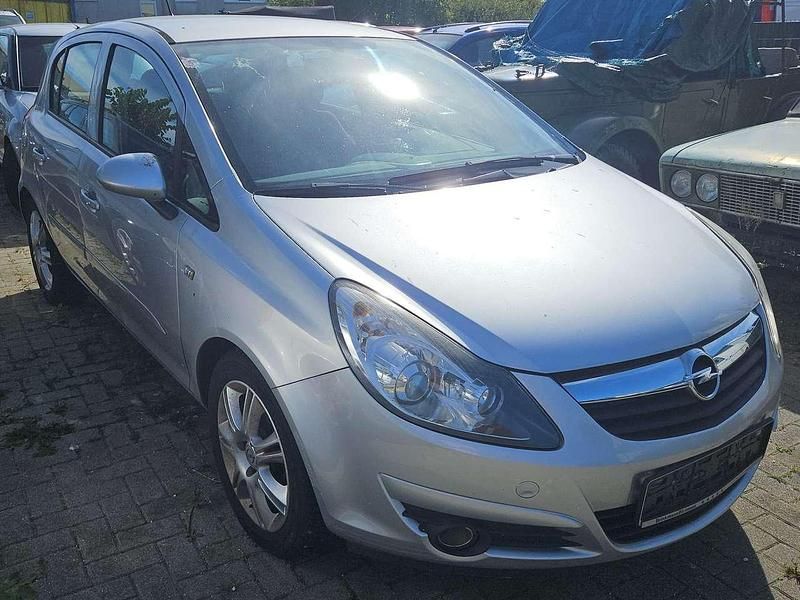 Starsilber/silver iii Gebraucht 2006 Opel Corsa Edition Kleinwagen | 1.800 € (Superpreis) - Bild 1/4