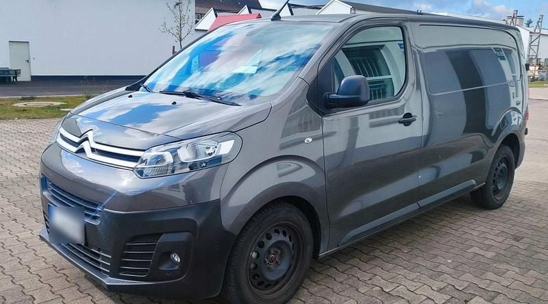 Second-hand Citroën Jumpy 177 CP (130 kW) 2019 Maro Monovolum
