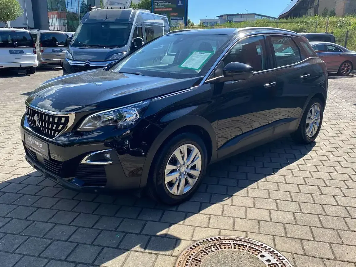 Gebraucht Peugeot 3008 Active 131 PS (96 kW) 2016 Lackierung schwarz perla nera SUV