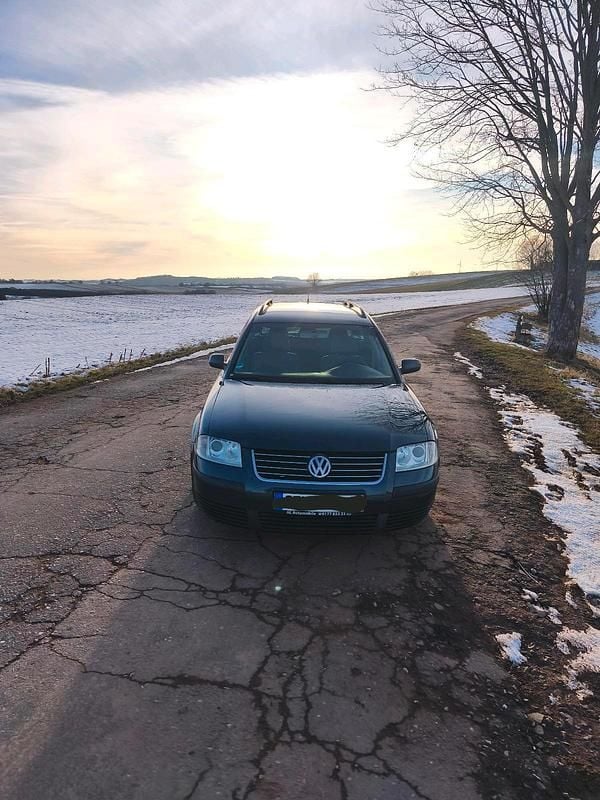 Gebraucht VW Passat 131 PS (96 kW) 2003 Grau Kombi