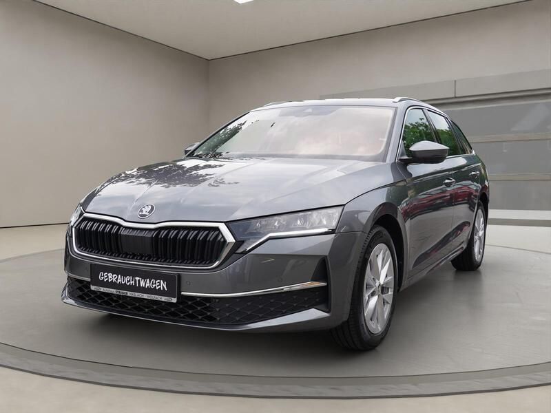 Grau Gebraucht 2024 Skoda Octavia Selection Kombi | 34.078 € (Fairer Preis) - Bild 1/4