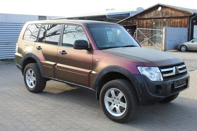 Gebraucht Mitsubishi Pajero 200 PS (147 kW) 2010 Schwarz SUV