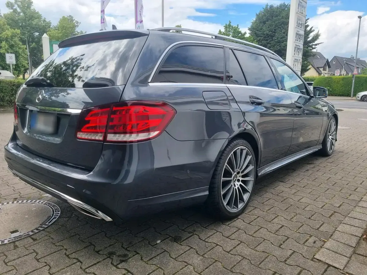 Gebraucht Mercedes E350 Avantgarde 258 PS (189 kW) 2013 Grau Kombi