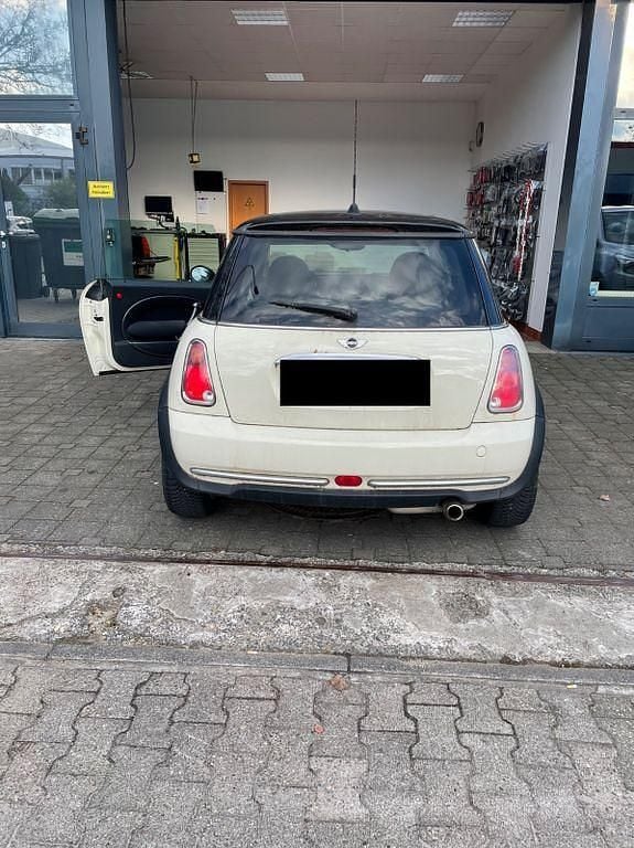 Gebraucht Mini Cooper 116 PS (85 kW) 2005 Weiß Kleinwagen