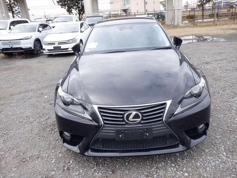 Gebraucht Lexus IS350 318 PS (233 kW) 2014 Obsidian black Limousine