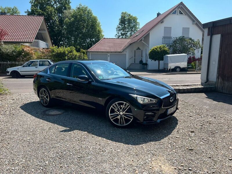 Schwarz Gebraucht 2017 Infiniti Q50 Sport Tech Limousine | 13.500 € (Fairer Preis) - Bild 1/4