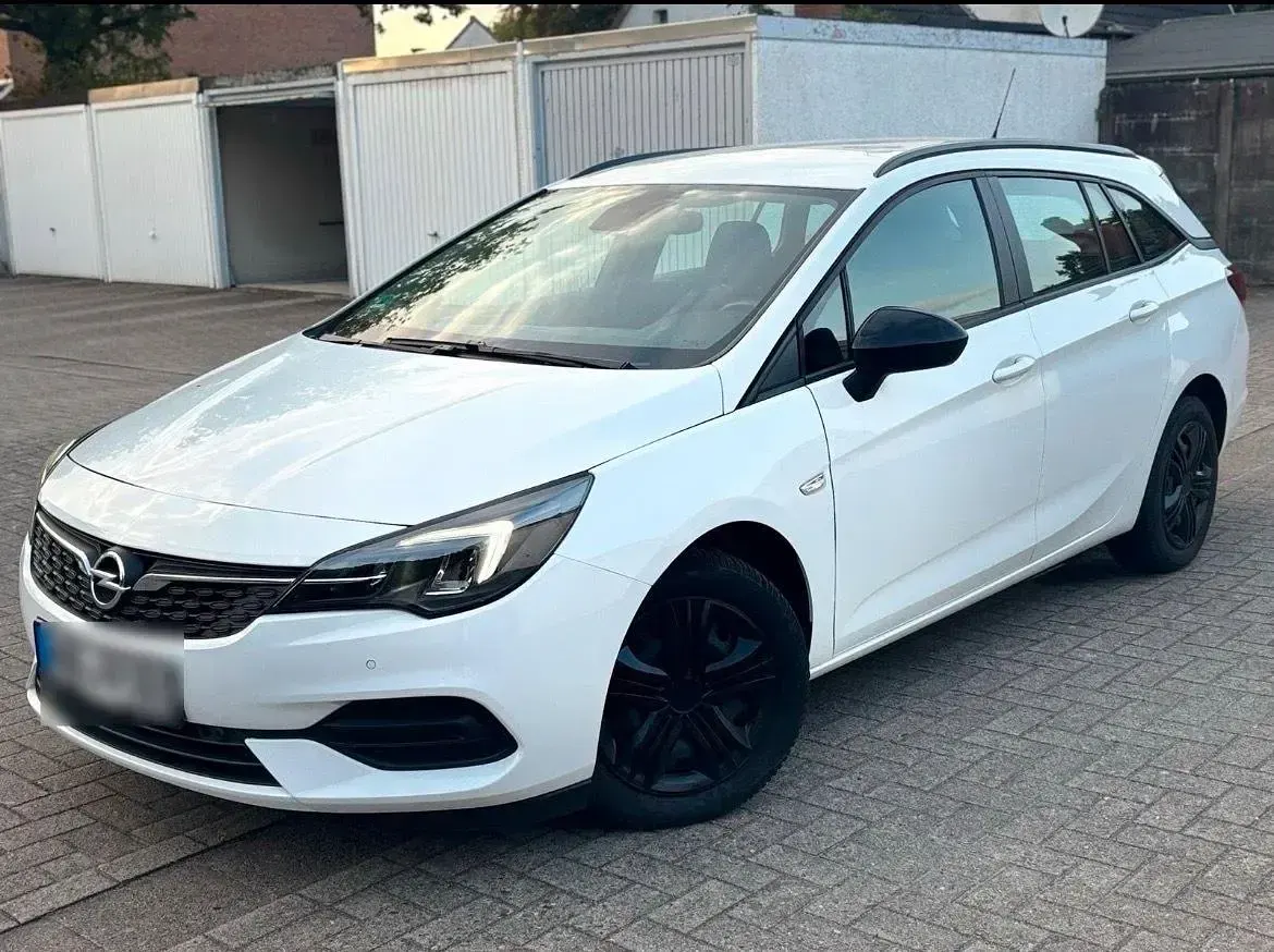 Gebraucht Opel Astra 2022 Weiß Kleinwagen