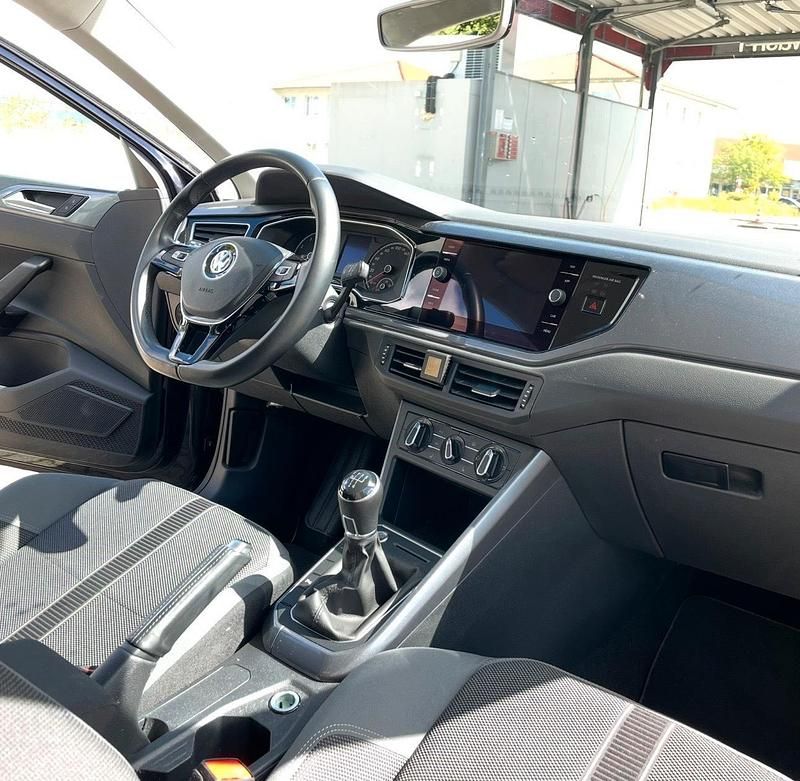 Gebraucht VW Polo Highline 95 PS (69 kW) 2018 Schwarz Kleinwagen