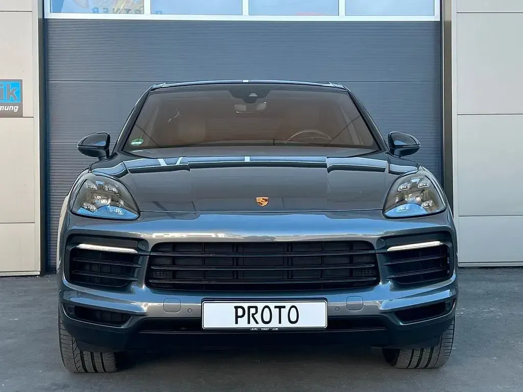 Gebraucht Porsche Cayenne 441 PS (324 kW) 2022 Grau SUV