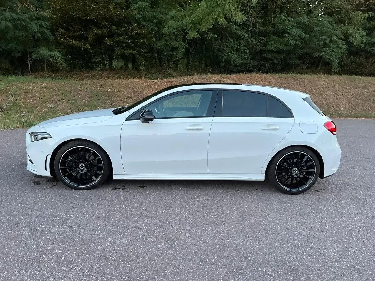 Gebraucht Mercedes A250 AMG line 224 PS (164 kW) 2019 Weiß Kleinwagen