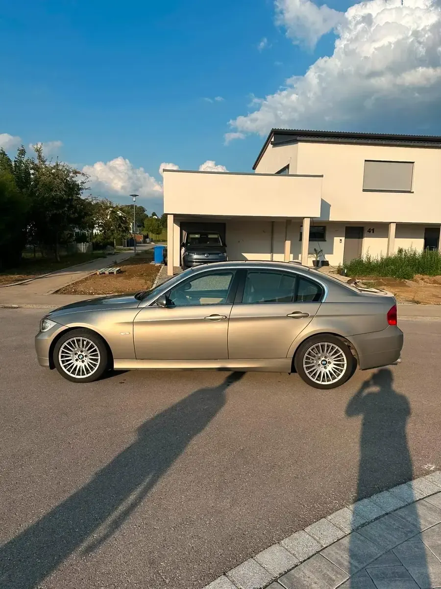 Gebraucht BMW 330 M Sport 231 PS (169 kW) 2007 Braun Limousine