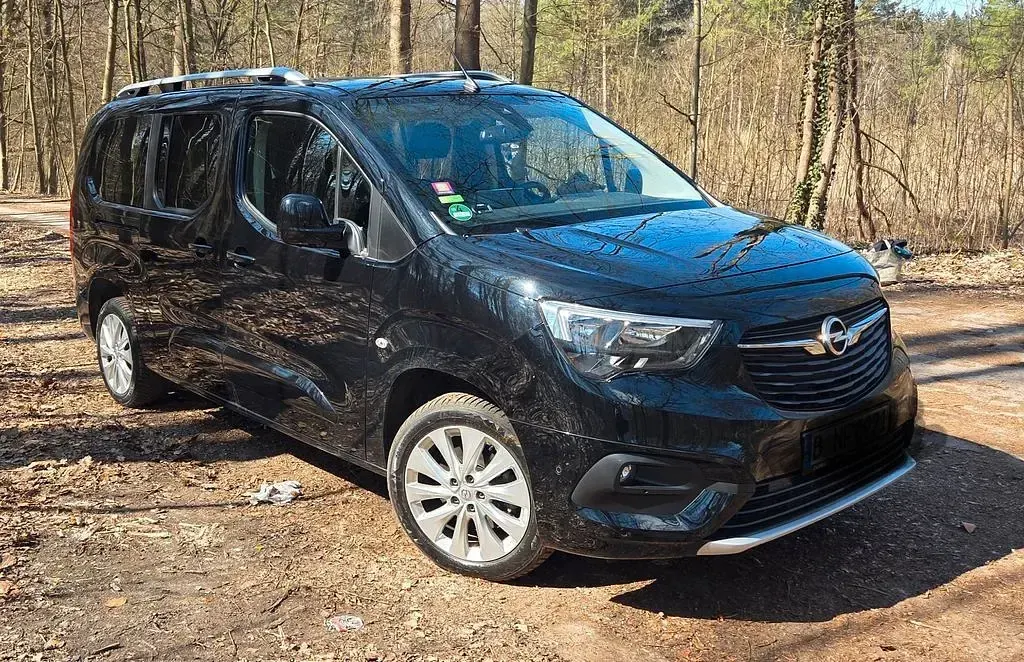 Gebraucht Opel Combo Life Ultimate 131 PS (96 kW) 2021 Schwarz Van / Kleinbus
