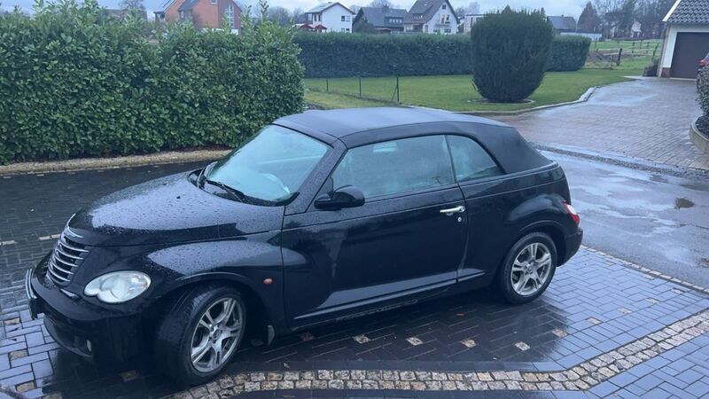 Schwarz Gebraucht 2007 Chrysler PT Cruiser Touring Cabrio | 2.500 € (Fairer Preis) - Bild 1/4