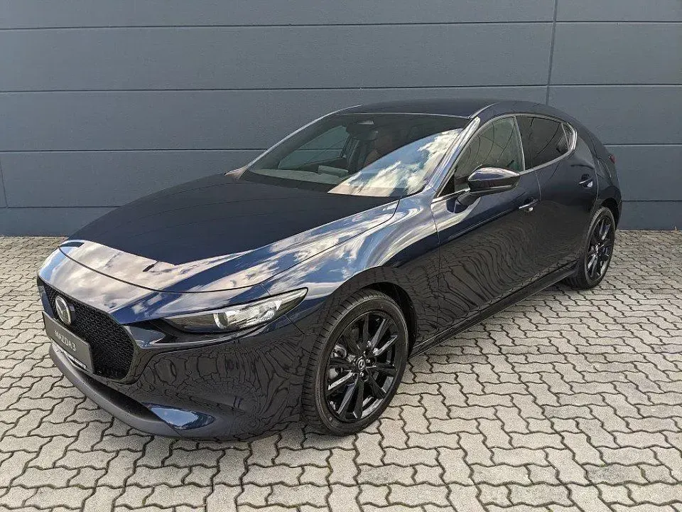 Neu Mazda 3 Nagisa 140 PS (102 kW) 2026 Blau Limousine