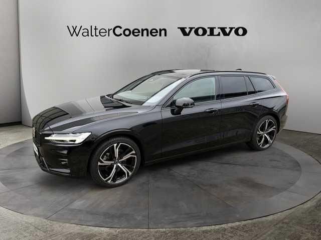 Gebraucht Volvo V60 145 PS (106 kW) 2025 Kombi