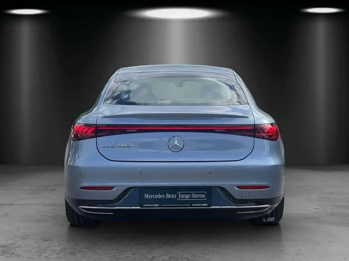 Gebraucht Mercedes EQS450+ AMG 244 kW (333 PS) 2023 Manufaktur côte d'azur hellbla Limousine