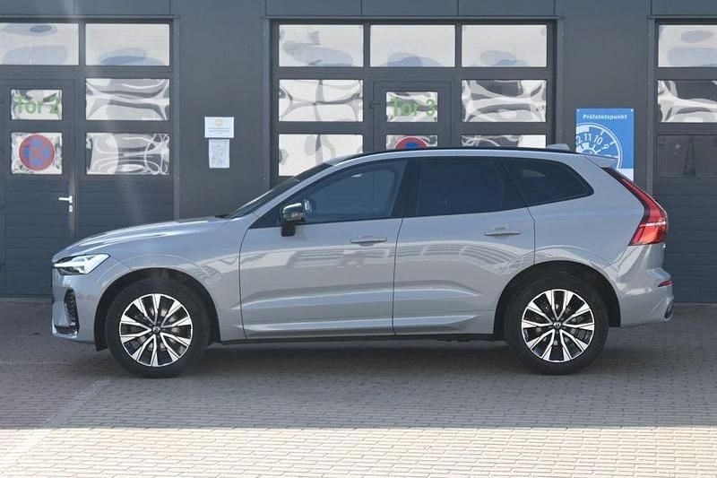 Gebraucht Volvo XC60 Plus 250 PS (183 kW) 2025 Vapour grey SUV