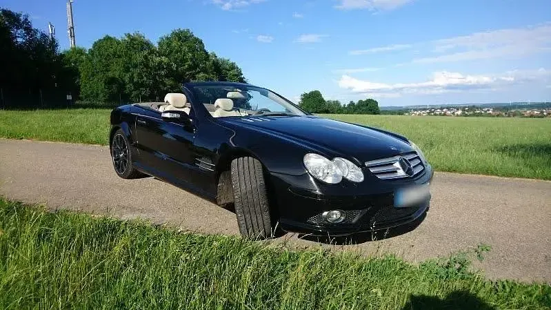 Gebraucht Mercedes SL500 387 PS (284 kW) 2007 Schwarz Cabrio