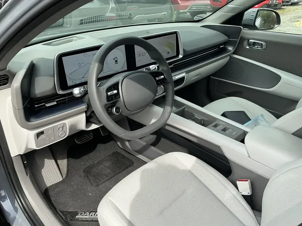 Gebraucht Hyundai Ioniq 6 167 kW (228 PS) 2024 Grau transmission blue pearl / mic (metallic) Limousine