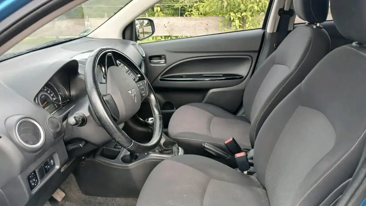 Gebraucht Mitsubishi Space Star 80 PS (58 kW) 2017 Blau Kleinwagen