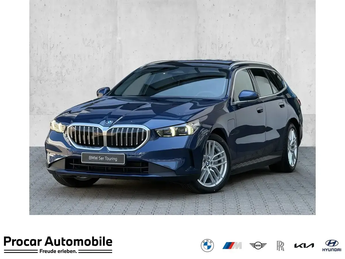 Gebraucht BMW 550e 313 PS (230 kW) 2026 Kombi