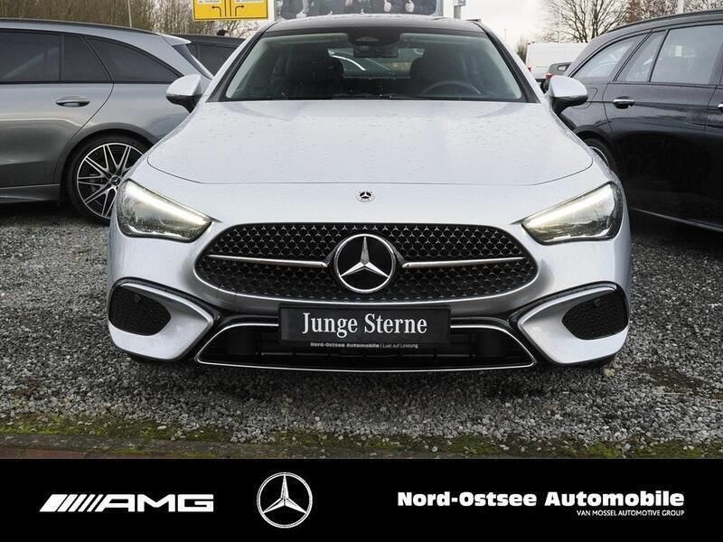 Gebraucht Mercedes CLE220 Avantgarde 197 PS (144 kW) 2024 Andere farbe Coupé