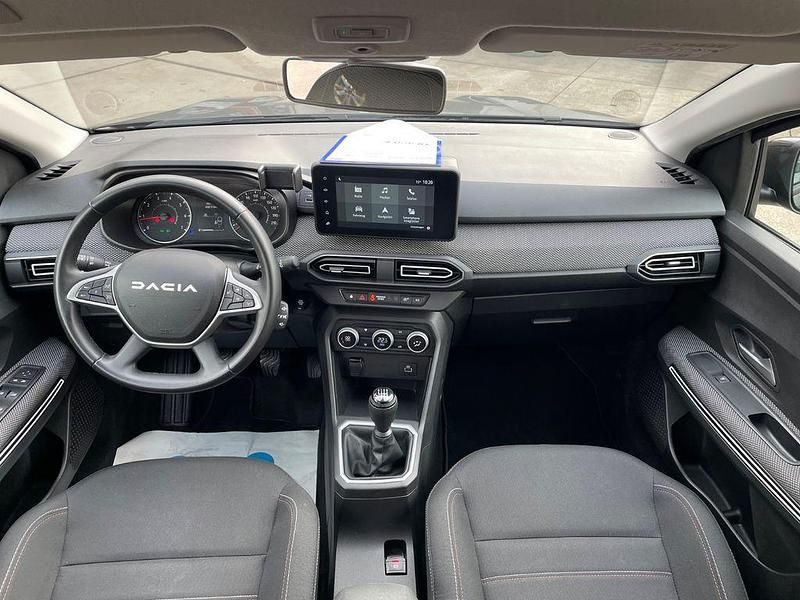 Gebraucht Dacia Jogger Extreme 110 PS (80 kW) 2023 Schwarz Van / Kleinbus