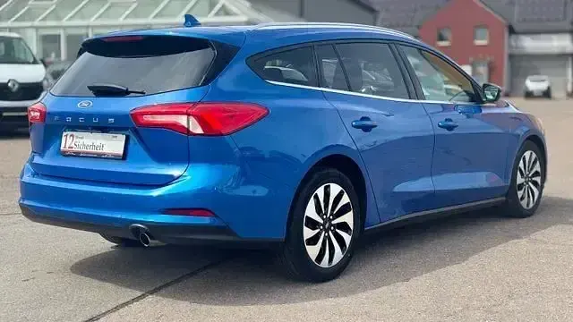 Gebraucht Ford Focus Cool & Connect 120 PS (88 kW) 2019 Blau Kombi