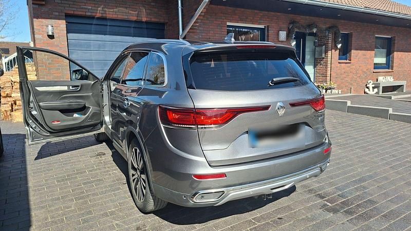 Używany Renault Koleos Initiale 184 KM (135 kW) 2023 Szary SUV