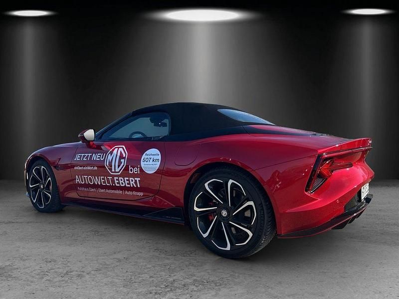 Gebraucht MG Cyberster 375 kW (510 PS) 2025 Diamand red Cabrio