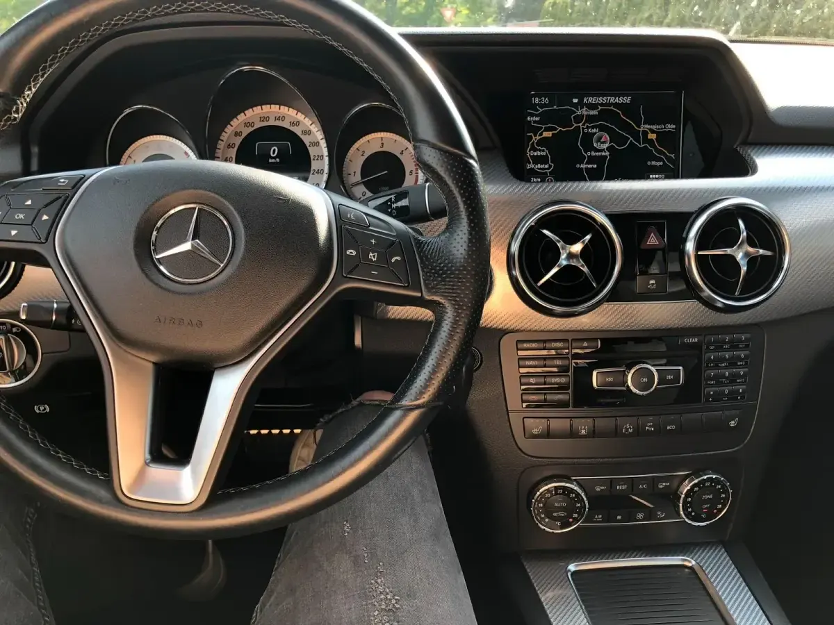 Gebraucht Mercedes GLK350 AMG 265 PS (194 kW) 2012 Weiß SUV