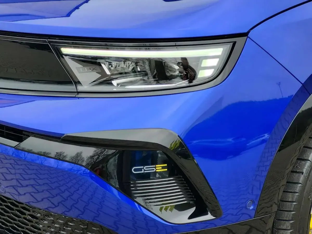 Nowe Opel Mokka-e GSe 206 kW (281 KM) 2025 Niebieski SUV
