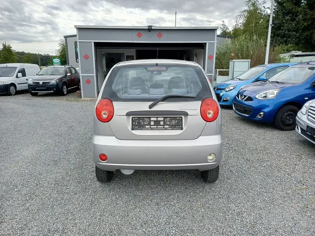 Gebraucht Chevrolet Matiz 52 PS (38 kW) 2009 Silber Kleinwagen