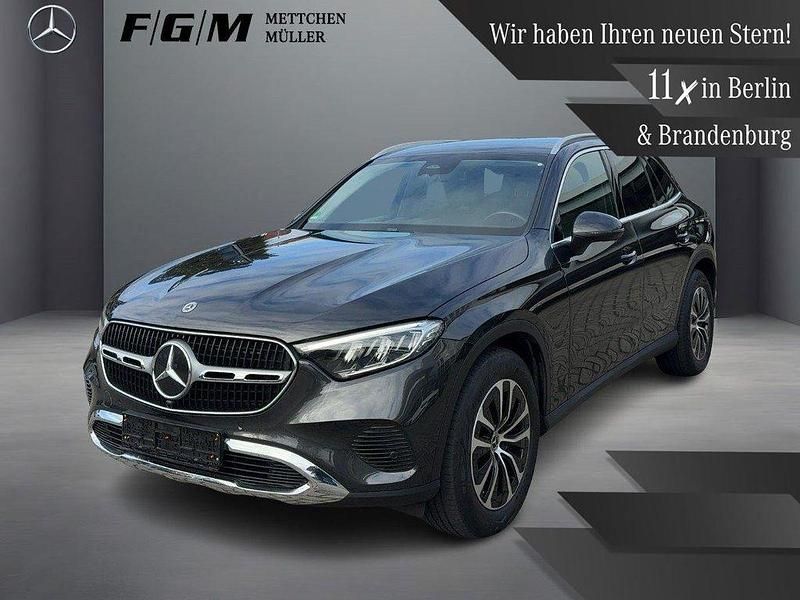 Graphitgrau Gebraucht 2024 Mercedes GLC200 Avantgarde SUV | 48.970 € (Fairer Preis) - Bild 1/4