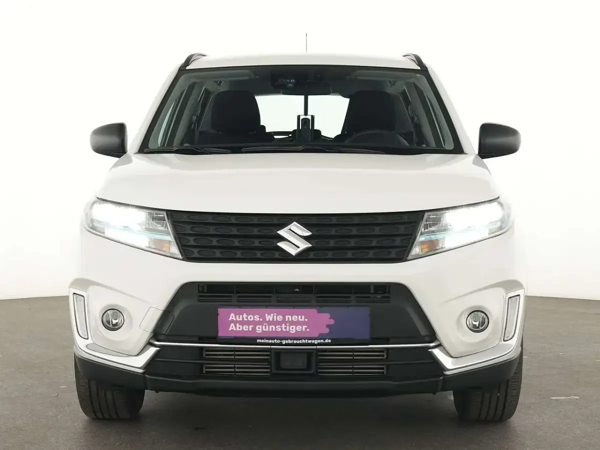 Gebraucht Suzuki Vitara 129 PS (94 kW) 2024 Weiß SUV