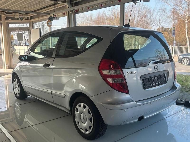 Gebraucht Mercedes A150 95 PS (69 kW) 2005 Silber Coupé