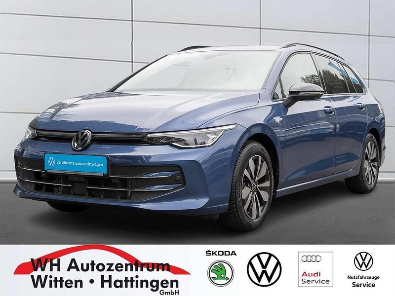 Anemonenblau metallic Gebraucht 2024 VW Golf VIII Goal Kombi | 27.290 € (Superpreis) - Bild 1/4