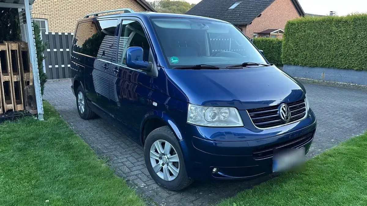 Second-hand VW Caravelle 131 CP (96 kW) 2009 Albastru Van